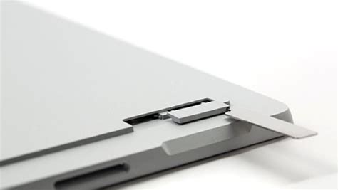 does surface pro 3 have sim card slot